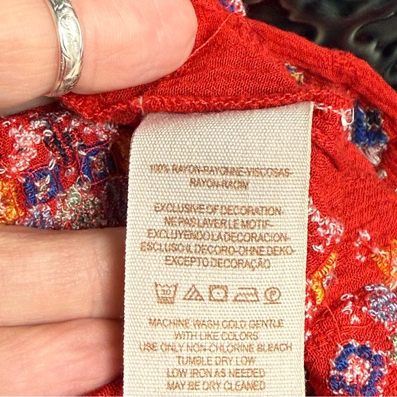 Free People Red Embroidered Boho Tunic Top Hi Low Festival Chic - Picture 9 of 10